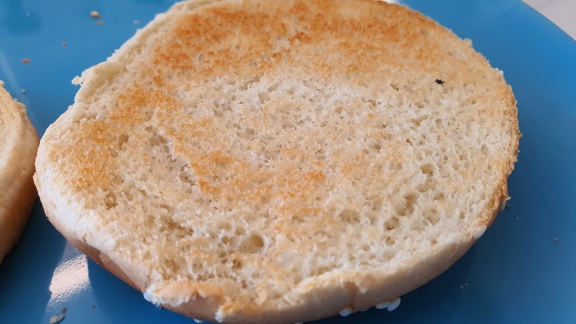 Pirított hamburger zsemle