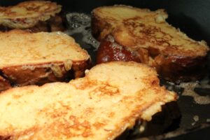 French toast - édes bundás kenyér French toast - édes bundás kenyér