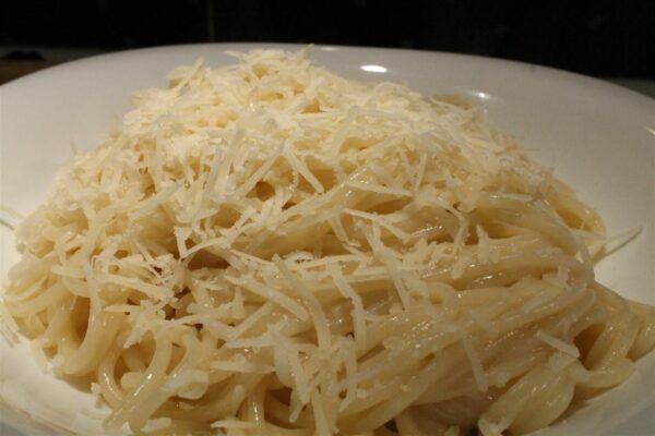 Pasta al burro - főtt tészta vajjal