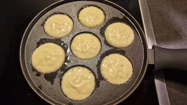 Æbleskiver sütése 2
