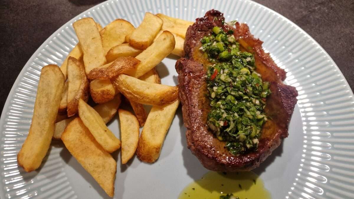 Chimichurri hátszín steakkel