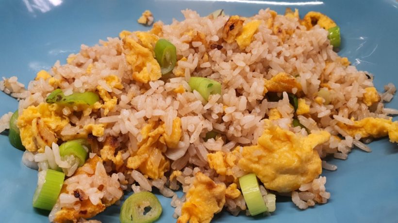 Egyszerű tojásos rizs