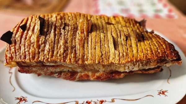 Flæskesteg - dán ropogós bőrös karaj