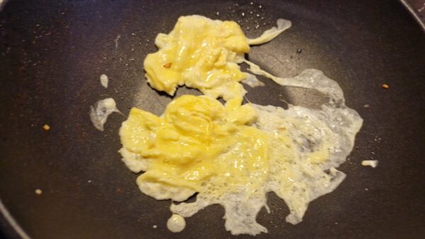 Garnélás sült rizs készítése 3