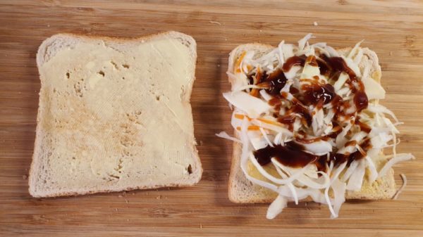 Japán rántott húsos szendvics készítése 4