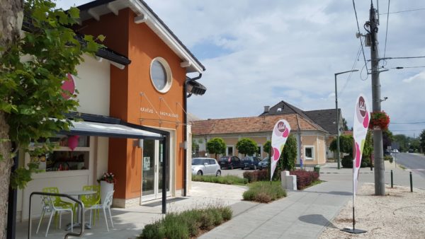 Karl fagyizó Dunaharaszti