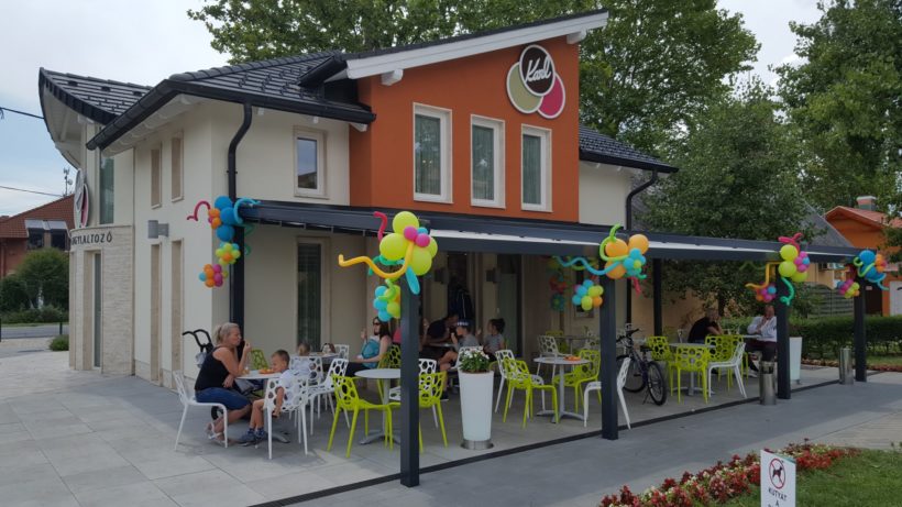 Karl fagyizó kávézó