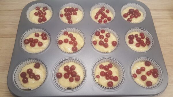 Poharas ribizlis joghurtos muffin recept 1