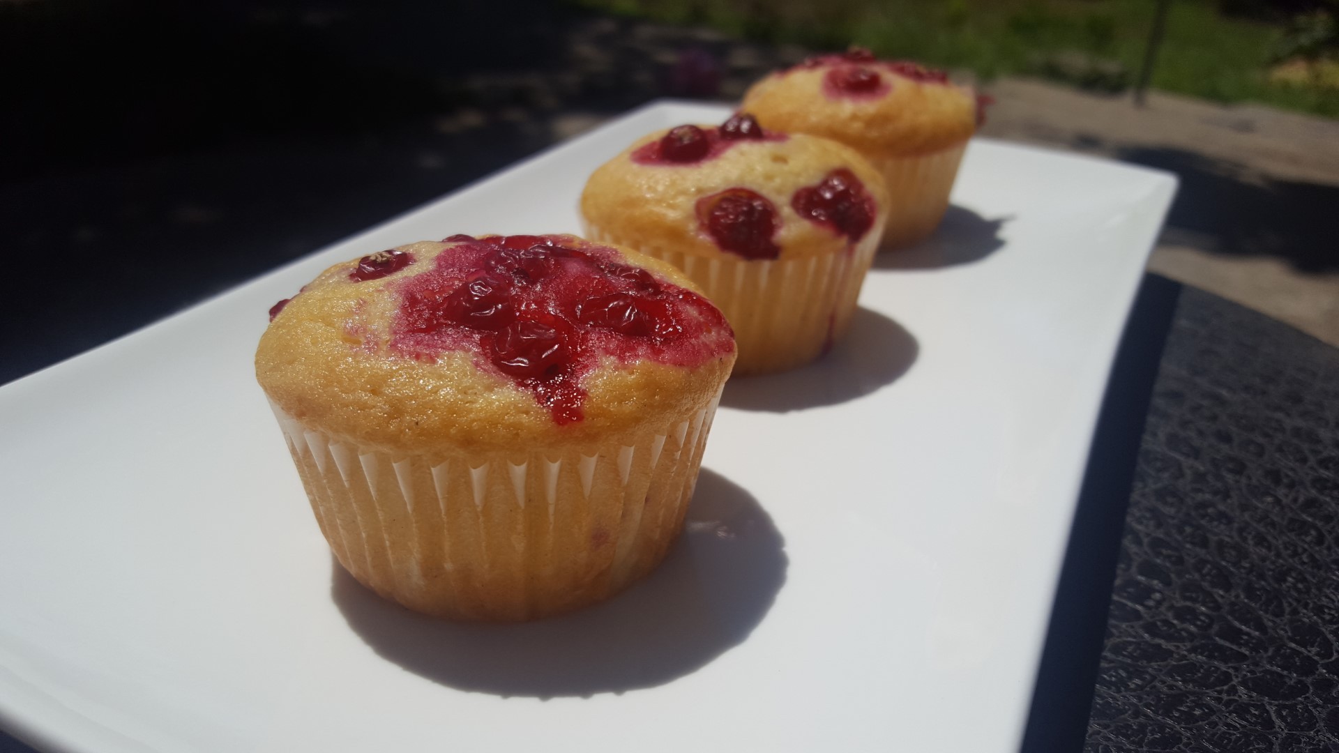 Poharas ribizlis joghurtos muffin