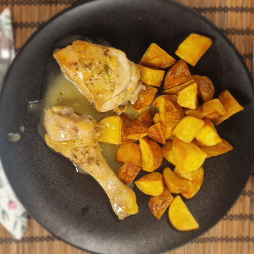 Pollo al ajillo felülről