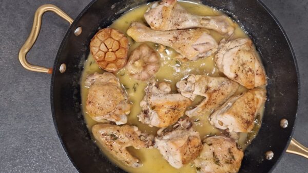 Pollo al ajillo készítése 6