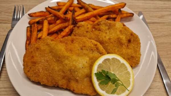 Rántott hús édesburgonyával