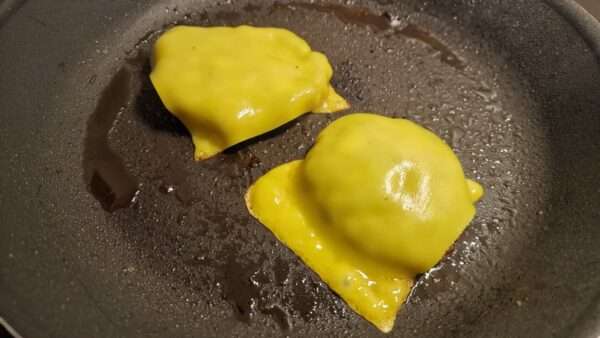 Smash burger hús sütése sajttal