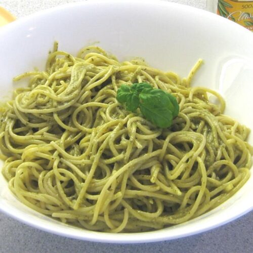 Pestós spagetti