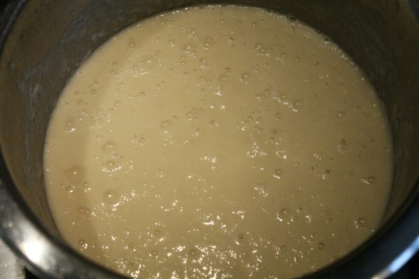 Spárgakrémleves készítése 5 - pürésítve