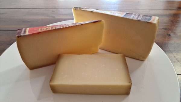 Svájci fondue sajtok